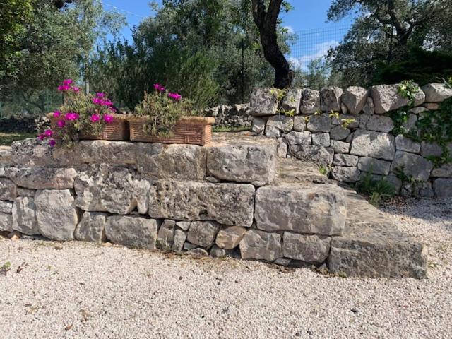 Trulli Santa Maria Odegitria Relais Pensionat Ostuni Exteriör bild